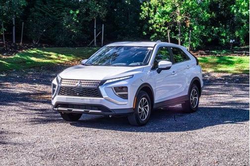 2022 Mitsubishi Eclipse Cross ES