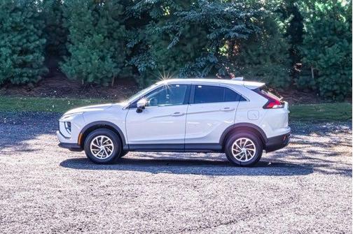2022 Mitsubishi Eclipse Cross ES