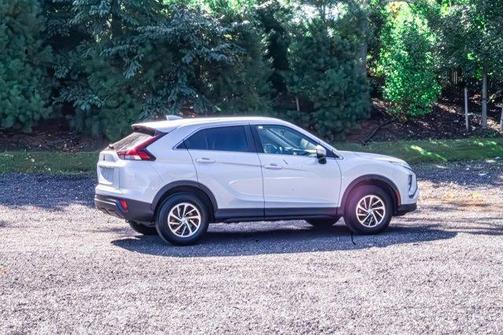 2022 Mitsubishi Eclipse Cross ES