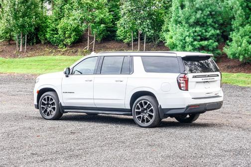 2022 Chevrolet Suburban RST