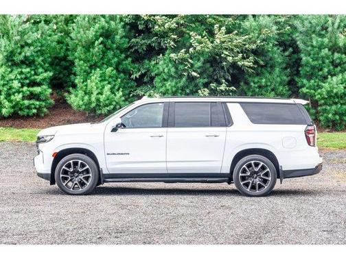 2022 Chevrolet Suburban RST
