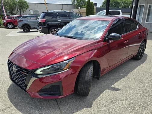 2024 Nissan Altima SR FWD
