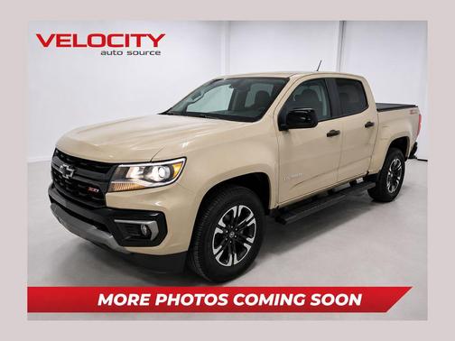 Sand Dune Metallic 2022 Chevrolet Colorado Z71