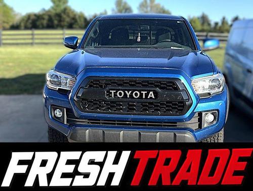 Blazing Blue Pearl 2017 Toyota Tacoma TRD Off Road