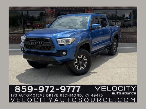 Blazing Blue Pearl 2017 Toyota Tacoma TRD Off Road