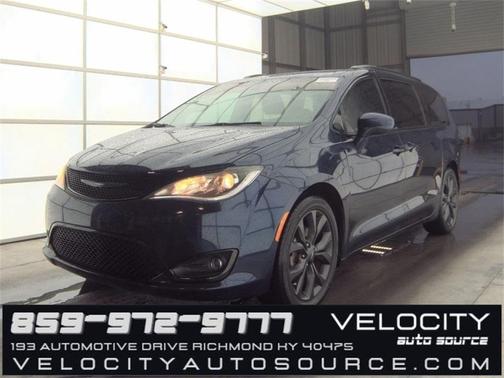 2019 Chrysler Pacifica Touring L
