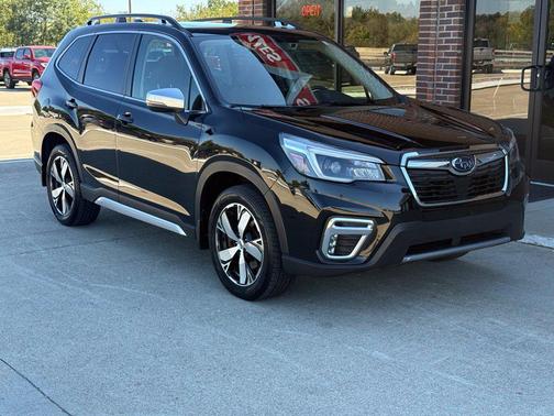 Crystal Black Silica 2021 Subaru Forester Touring