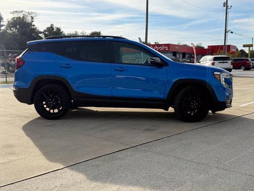 Riptide Metallic 2024 GMC Terrain SLE