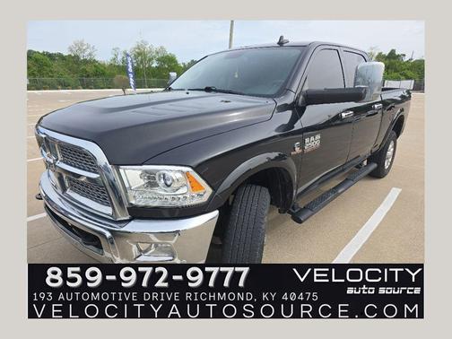 Brilliant Black Crystal Pearlcoat 2018 RAM 2500 Laramie Crew Cab 4x4 6'4' Box