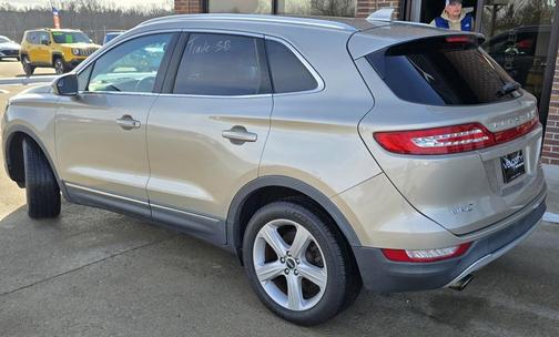 2015 Lincoln MKC Base