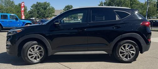 2017 Hyundai TUCSON SE Plus