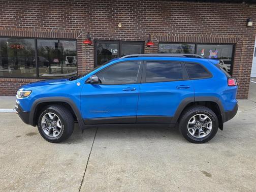 2019 Jeep Cherokee Trailhawk Elite