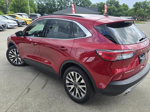 2020 Ford Escape Titanium