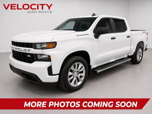 Summit White 2019 Chevrolet Silverado 1500 Custom