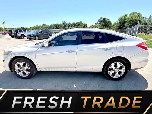White Diamond Pearl 2010 Honda Accord Crosstour EX-L
