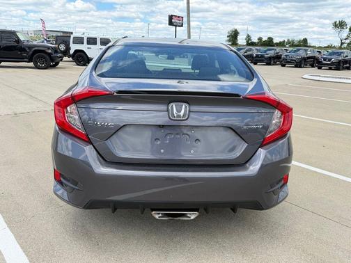 Modern Steel Metallic 2019 Honda Civic Sport