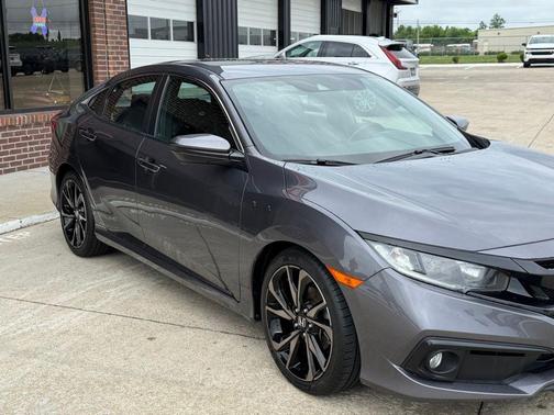 Modern Steel Metallic 2019 Honda Civic Sport