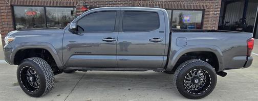 2021 Toyota Tacoma SR5