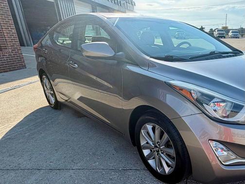 Desert Bronze 2016 Hyundai ELANTRA SE