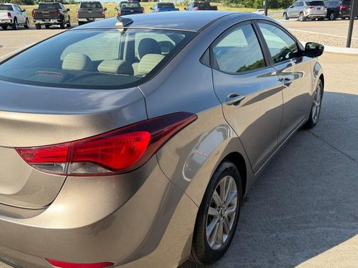 Desert Bronze 2016 Hyundai ELANTRA SE