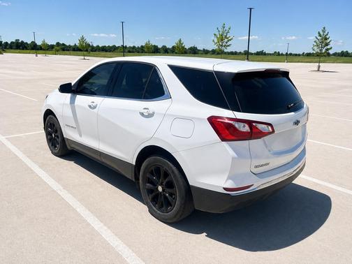 Summit White 2019 Chevrolet Equinox 1LT