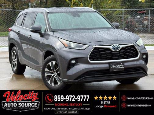 Magnetic Gray Metallic 2023 Toyota Highlander Hybrid XLE