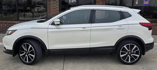 2017 Nissan Rogue Sport SL