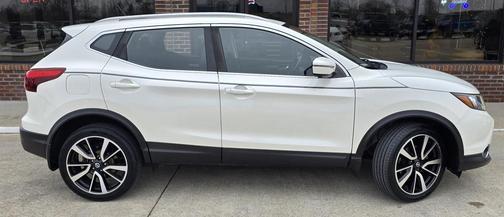 2017 Nissan Rogue Sport SL