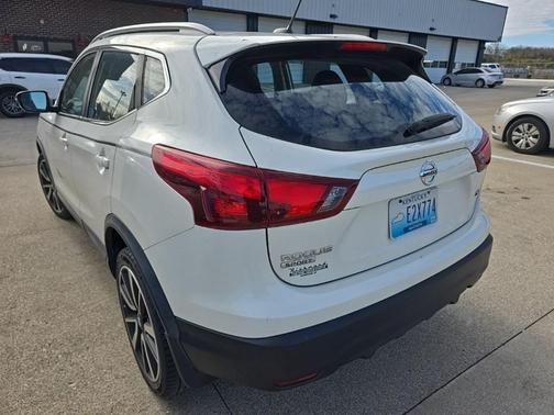 2017 Nissan Rogue Sport SL