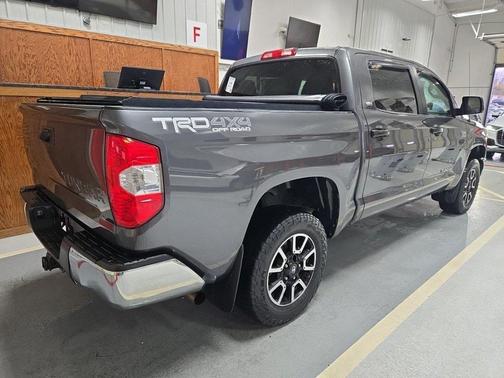 2016 Toyota Tundra SR5