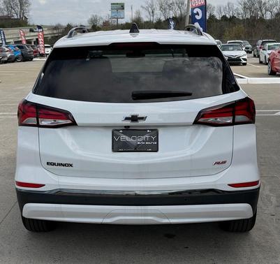 Summit White 2022 Chevrolet Equinox FWD RS