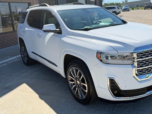 Summit White 2023 GMC Acadia Denali