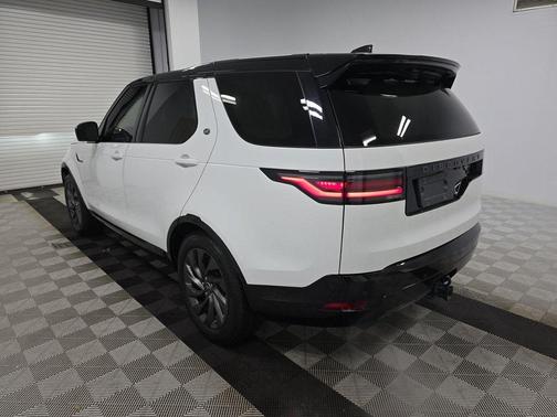 2023 Land Rover Discovery P360 S R-Dynamic