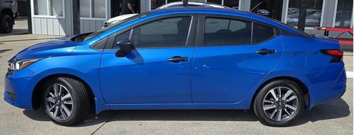 2023 Nissan Versa 1.6 S