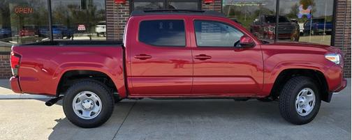 2022 Toyota Tacoma SR