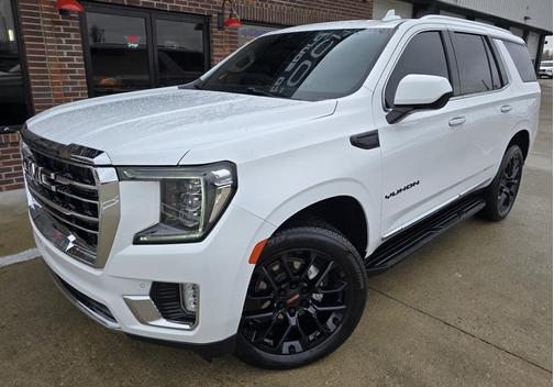 2023 GMC Yukon SLT