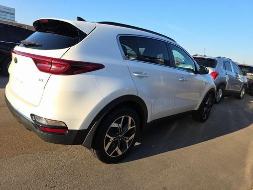 2020 Kia Sportage EX