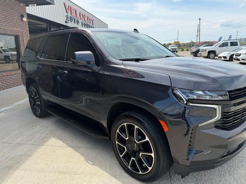Dark Ash Metallic 2023 Chevrolet Tahoe RST