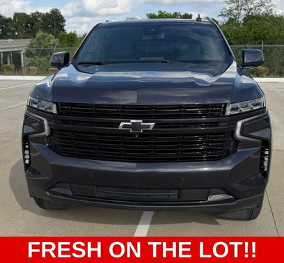 Dark Ash Metallic 2023 Chevrolet Tahoe RST