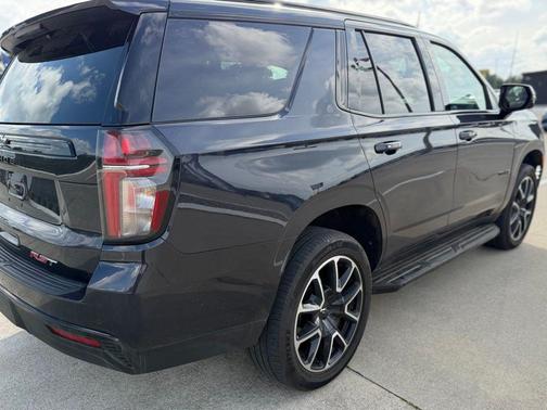 Dark Ash Metallic 2023 Chevrolet Tahoe RST