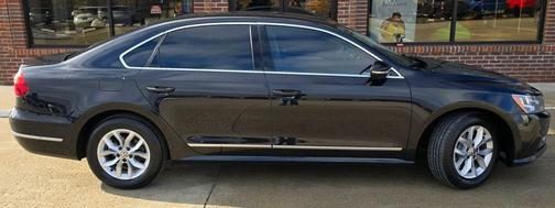 2017 Volkswagen Passat 1.8T S