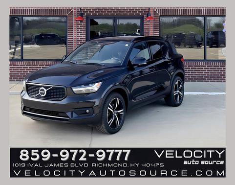 Black Stone 2022 Volvo XC40 T5 R-Design