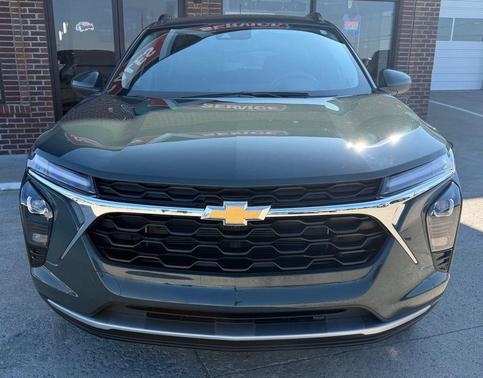 Cypress Gray 2025 Chevrolet Trax LT