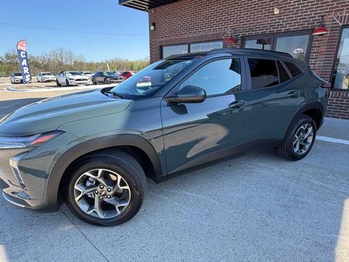 Cypress Gray 2025 Chevrolet Trax LT