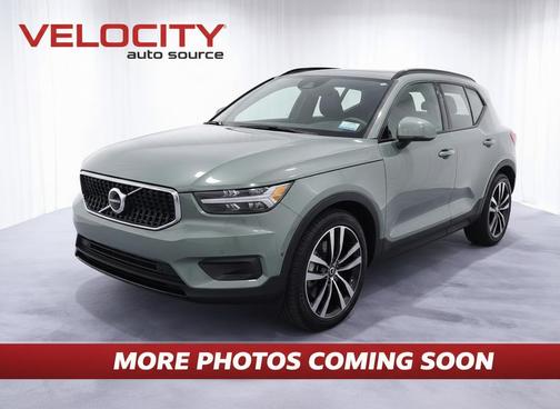 Sage Green Metallic 2024 Volvo XC40 B5 Plus Bright Theme