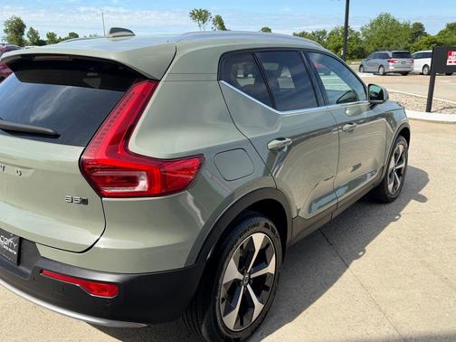 Sage Green Metallic 2024 Volvo XC40 B5 Plus Bright Theme