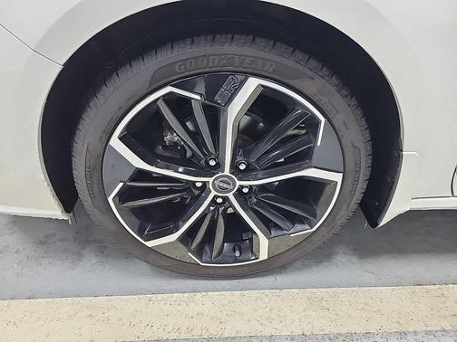 2023 Nissan Altima SR FWD