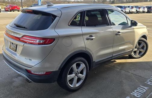 2015 Lincoln MKC Base