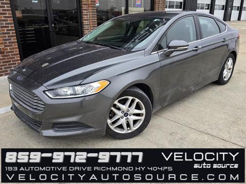 2016 Ford Fusion SE