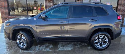 2019 Jeep Cherokee Trailhawk Elite